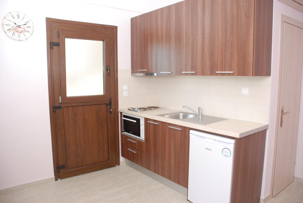 Marianna Apartments Неа-Рода Номер фото